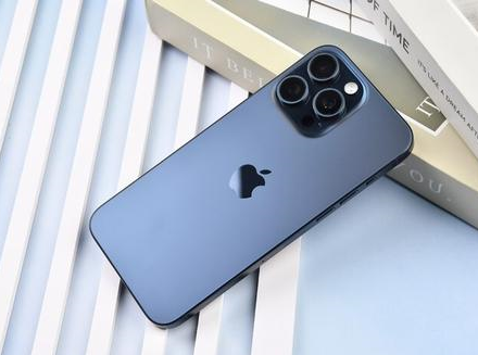 克什克腾苹果维修点分享iPhone 15 Pro Max锁屏密码玩机解析 